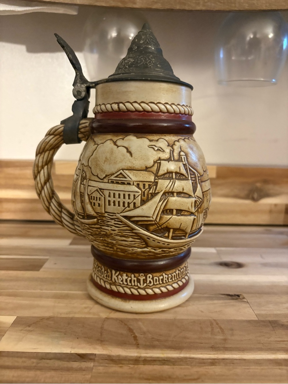 Avon 1977 Handcrafted Brazil Nautical Beer Stein 12 oz Pewter Lid